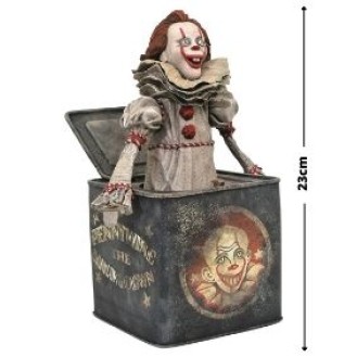 Diamond Select Toys DC Gallery: IT - Chapter 2 Pennywise in a Box PVC Statue (23cm)